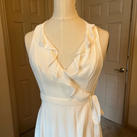 BRIDESMAID Dress - Fame & Partners - Ruffle Front Wrap Dress Ivory - Size 10 - Picture 3 of 5